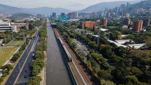 El Metro finalizó con éxito la intervención en los puntos críticos en la margen del río Medellín