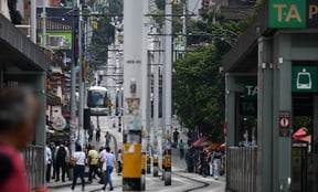 El Metro de Medellín invita a todos los actores viales a transitar con cuidado por el corredor tranviario