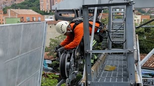 Con éxito finalizó el mantenimiento anual de los cables aéreos