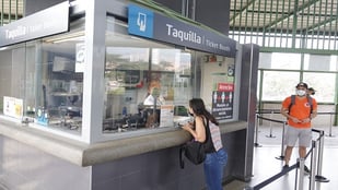 El Metro extiende los horarios de sus puntos de venta y aumenta los canales de recarga de Cívica