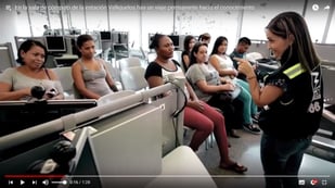 En la sala de cómputo de la estación Vallejuelos hay un viaje permanente hacia el conocimiento