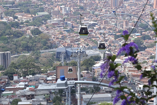 Medellin Electronica - Cable Displayport A Hdmi 1.80 Mts Dp - Hdmi 🏍  Domicilios Contra Entrega En Medellin. Envíos a nivel nacional 📦. NUEVOS.  Disponibilidad Inmediata. 📥 Inbox o 📲 3195605487 Whatsapp. 